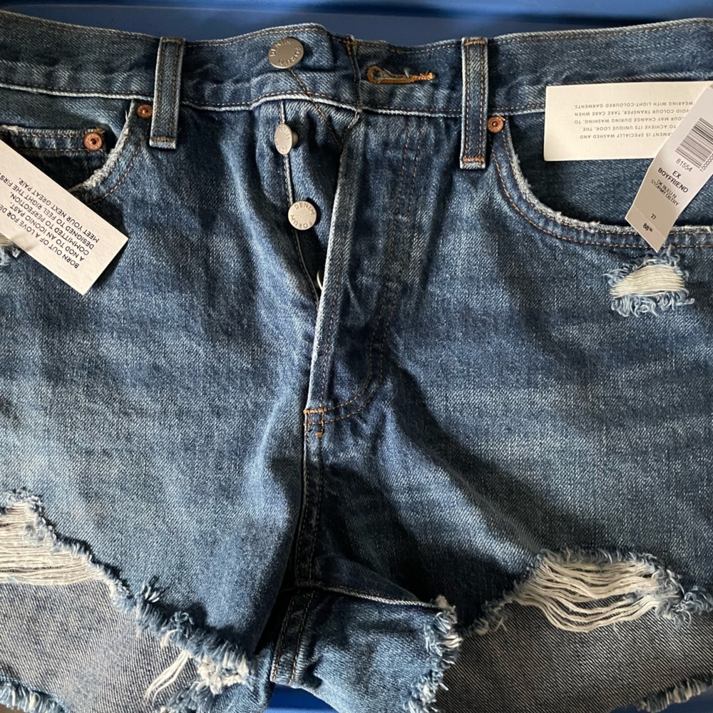 Denim shorts from Aritzia!